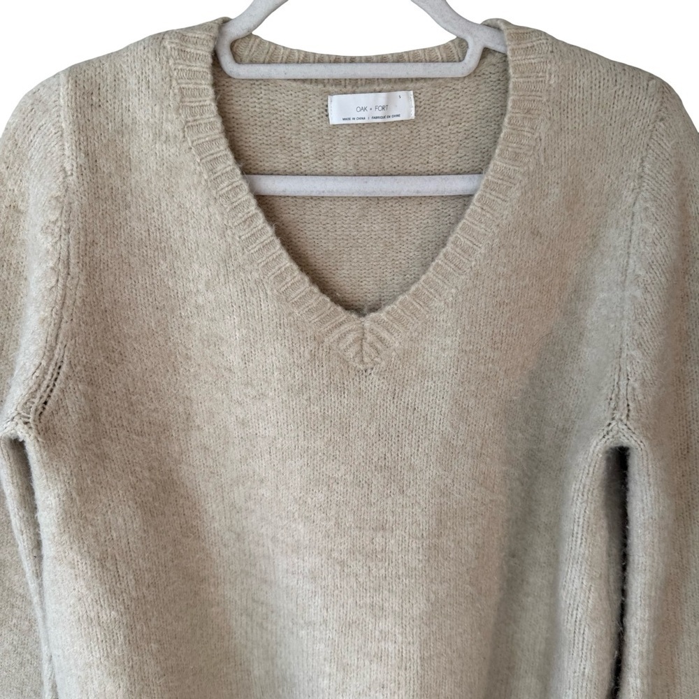 OAK + FORT V-Neck Cream Sweater With Bell Sleeves Size S Fluffy Texture Boho - Picture 10 of 14